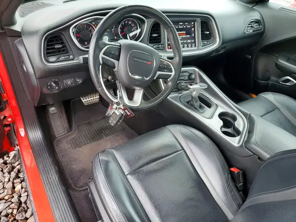2C3CDZGG8HH629641 2017 DODGE CHALLENGER - Image 8