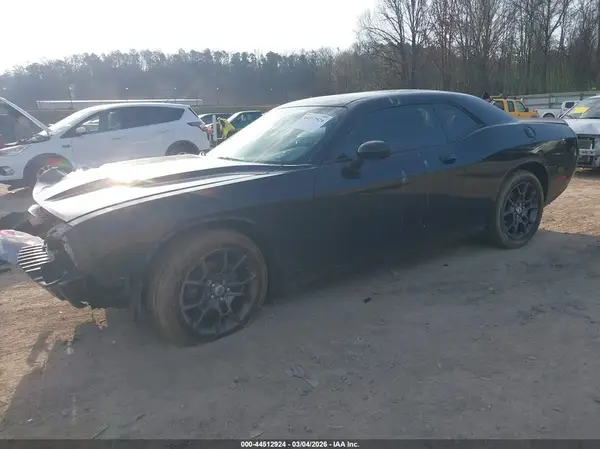 2C3CDZGG8JH288814 2018 DODGE CHALLENGER - Image 2