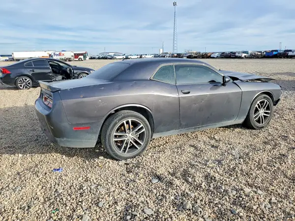 2C3CDZGG8KH633017 2019 DODGE CHALLENGER - Image 2