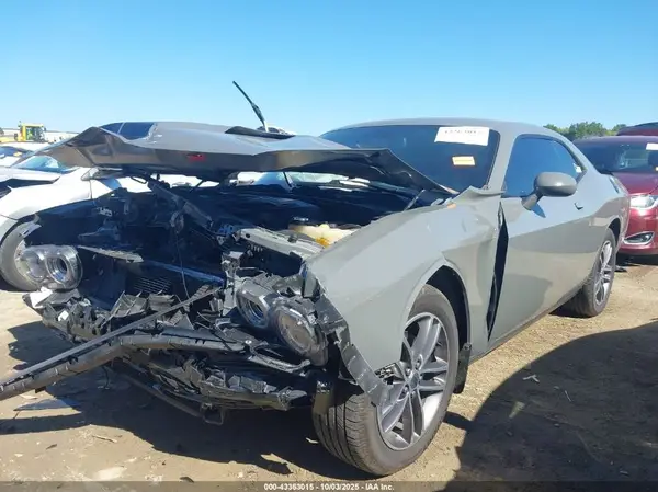 2C3CDZGG8KH690365 2019 DODGE CHALLENGER - Image 2