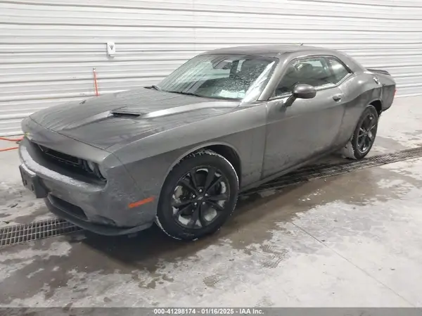 2C3CDZGG8NH127689 2022 DODGE CHALLENGER - Image 2