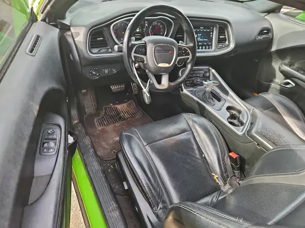 2C3CDZGG9HH556215 2017 DODGE CHALLENGER - Image 8