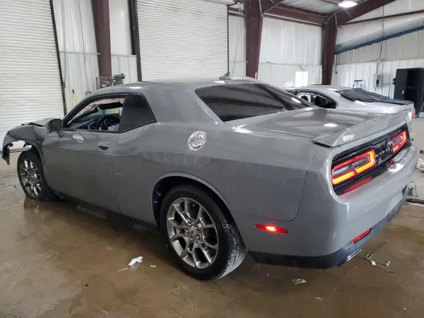 2C3CDZGG9HH584967 2017 DODGE CHALLENGER - Image 2