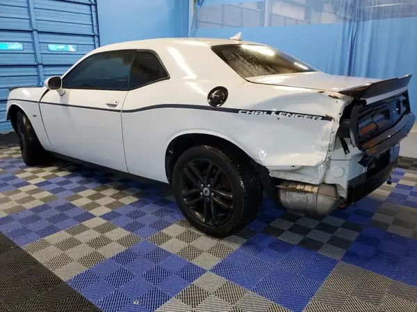 2C3CDZGG9JH192111 2018 DODGE CHALLENGER - Image 2