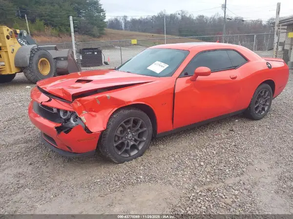 2C3CDZGG9JH257135 2018 DODGE CHALLENGER - Image 2