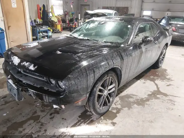 2C3CDZGG9KH628179 2019 DODGE CHALLENGER - Image 2