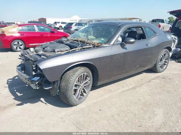 2C3CDZGG9KH759872 2019 DODGE CHALLENGER - Image 2