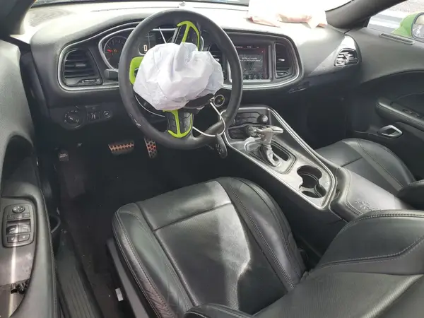2C3CDZGGXHH598618 2017 DODGE CHALLENGER - Image 8
