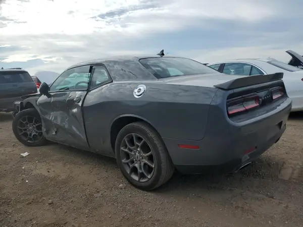 2C3CDZGGXHH615031 2017 DODGE CHALLENGER - Image 2