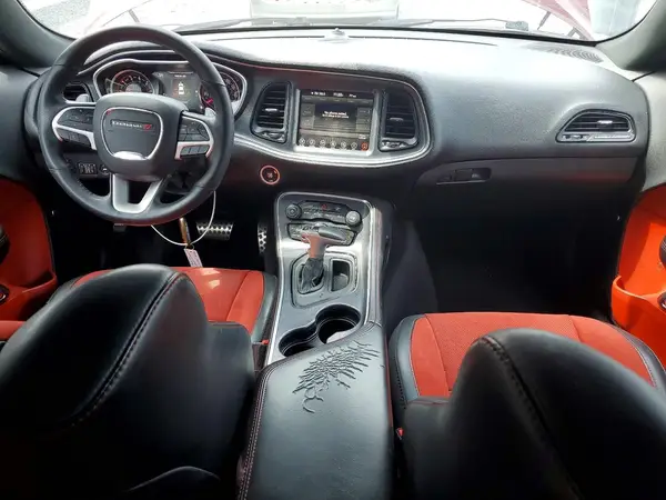2C3CDZGGXHH634081 2017 DODGE CHALLENGER - Image 8
