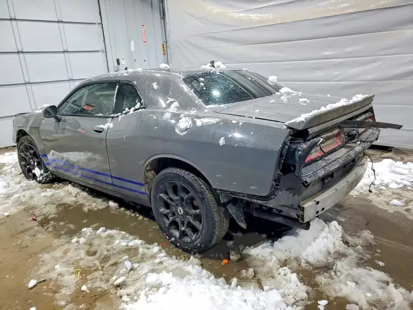 2C3CDZGGXJH124299 2018 DODGE CHALLENGER - Image 2
