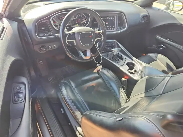 2C3CDZGGXJH143452 2018 DODGE CHALLENGER - Image 8