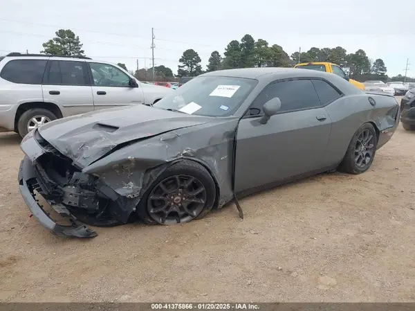 2C3CDZGGXJH146786 2018 DODGE CHALLENGER - Image 2