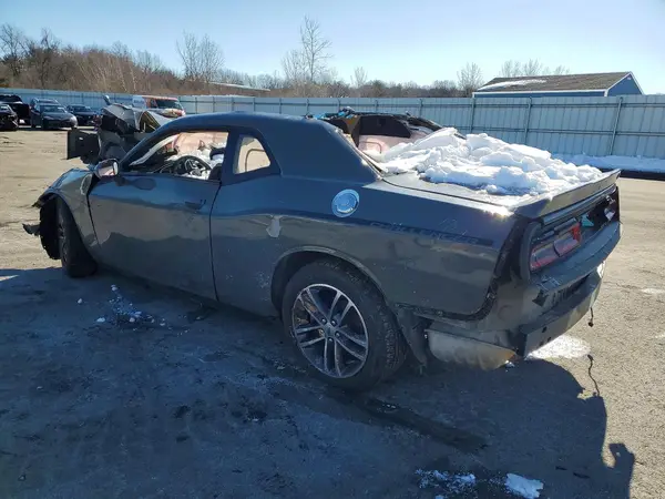 2C3CDZGGXJH179027 2018 DODGE CHALLENGER - Image 2