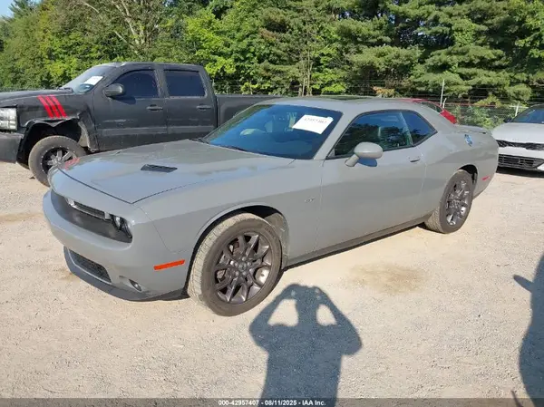 2C3CDZGGXJH246824 2018 DODGE CHALLENGER - Image 2