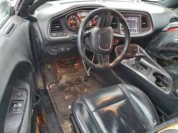 2C3CDZGGXJH255720 2018 DODGE CHALLENGER - Image 8