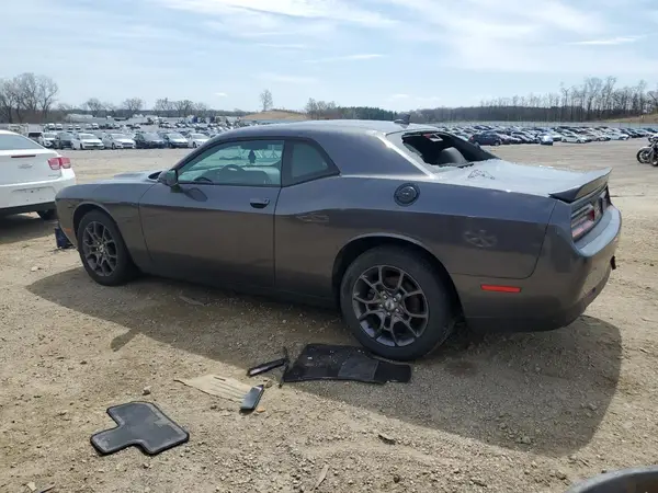 2C3CDZGGXJH288796 2018 DODGE CHALLENGER - Image 2