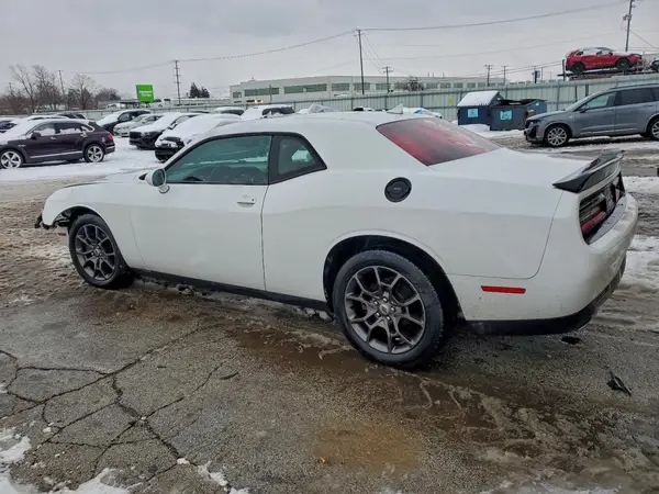 2C3CDZGGXJH316094 2018 DODGE CHALLENGER - Image 2