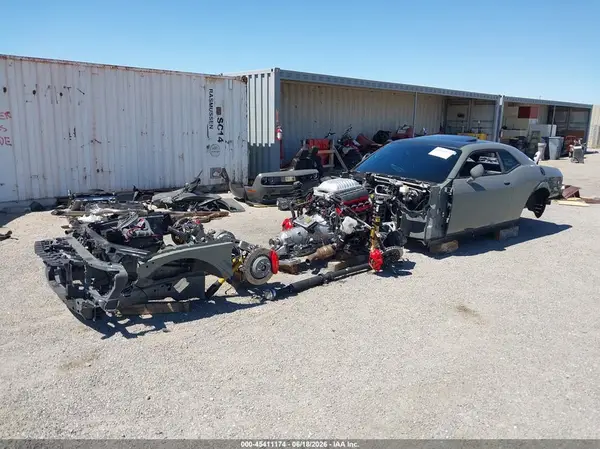 2C3CDZH91JH102238 2018 DODGE CHALLENGER - Image 2