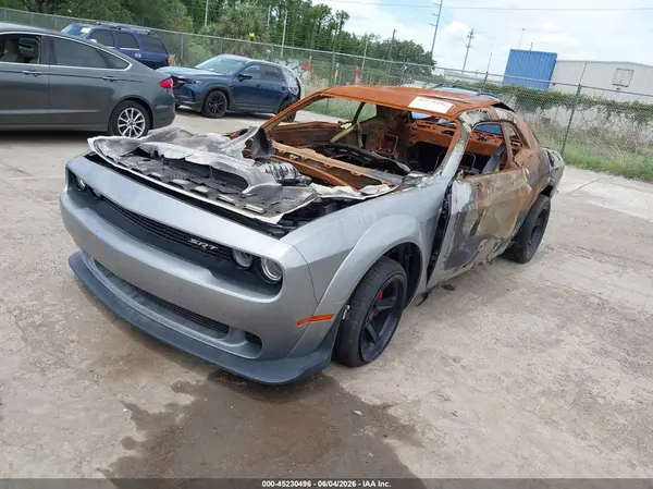 2C3CDZH98JH311475 2018 DODGE CHALLENGER - Image 2