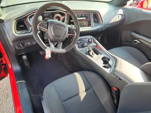 2C3CDZH99JH101287 2018 DODGE CHALLENGER - Image 8