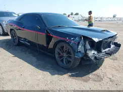2C3CDZJG0KH749966 2019 DODGE CHALLENGER