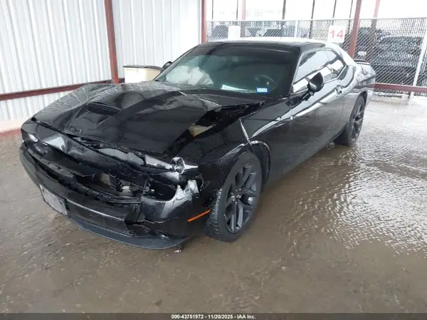 2C3CDZJG0MH572838 2021 DODGE CHALLENGER - Image 2