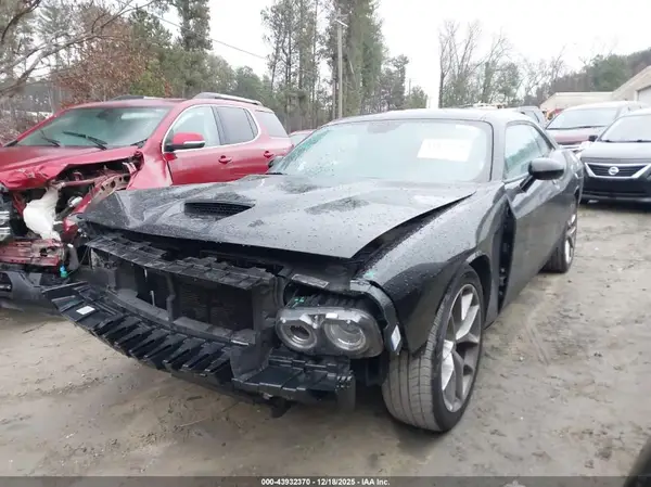 2C3CDZJG0PH605339 2023 DODGE CHALLENGER - Image 2