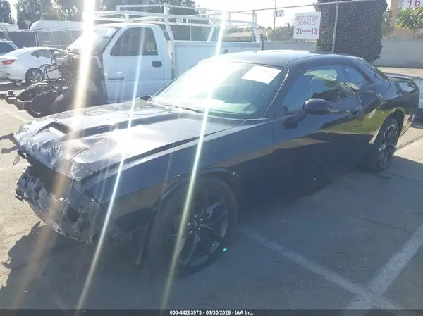 2C3CDZJG1NH164852 2022 DODGE CHALLENGER - Image 2