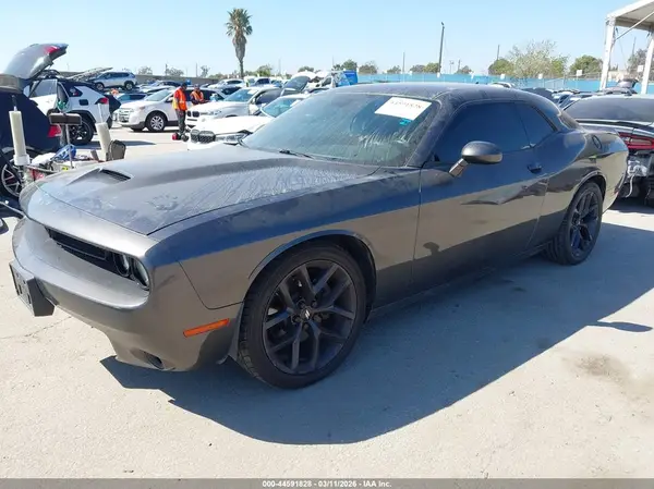 2C3CDZJG2KH690161 2019 DODGE CHALLENGER - Image 2