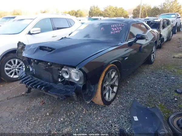 2C3CDZJG2PH503833 2023 DODGE CHALLENGER - Image 2