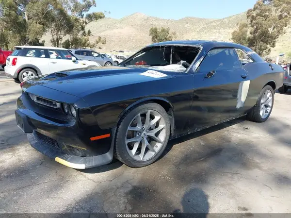 2C3CDZJG2PH652808 2023 DODGE CHALLENGER - Image 2