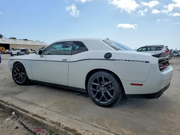 2C3CDZJG3NH112767 2022 DODGE CHALLENGER - Image 2
