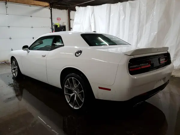 2C3CDZJG3NH206695 2022 DODGE CHALLENGER - Image 2