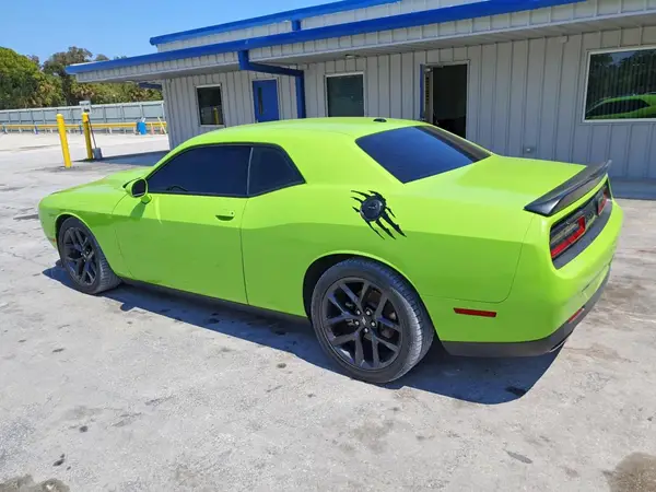 2C3CDZJG3PH549672 2023 DODGE CHALLENGER - Image 2