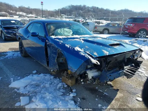 2C3CDZJG3PH688751 2023 DODGE CHALLENGER - Image 1