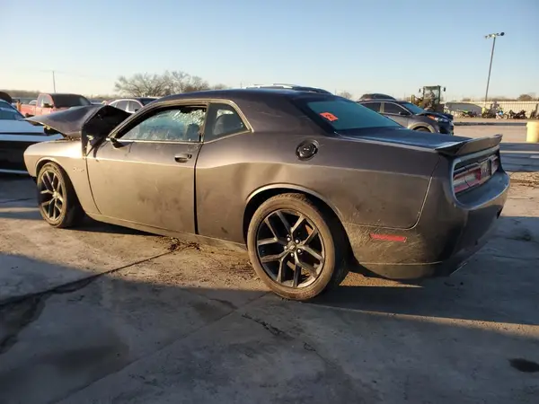 2C3CDZJG4KH667903 2019 DODGE CHALLENGER - Image 2