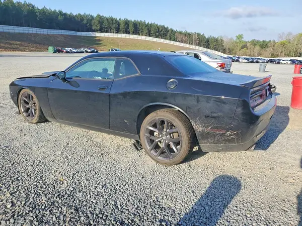 2C3CDZJG4PH668945 2023 DODGE CHALLENGER - Image 2