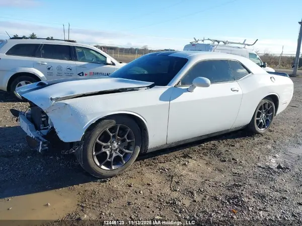 2C3CDZJG5MH572768 2021 DODGE CHALLENGER - Image 2