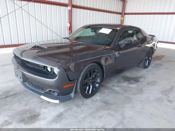 2C3CDZJG5MH684387 2021 DODGE CHALLENGER - Image 2