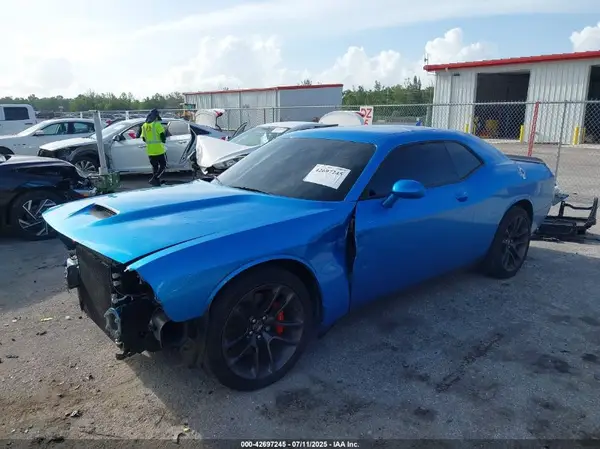 2C3CDZJG5PH577747 2023 DODGE CHALLENGER - Image 2