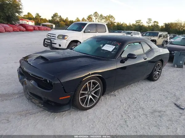 2C3CDZJG5PH587100 2023 DODGE CHALLENGER - Image 2