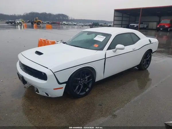 2C3CDZJG5PH685902 2023 DODGE CHALLENGER - Image 2