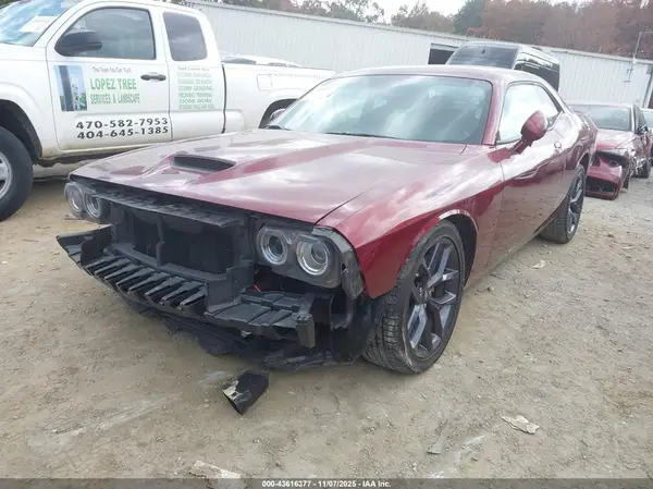 2C3CDZJG5PH692977 2023 DODGE CHALLENGER - Image 2