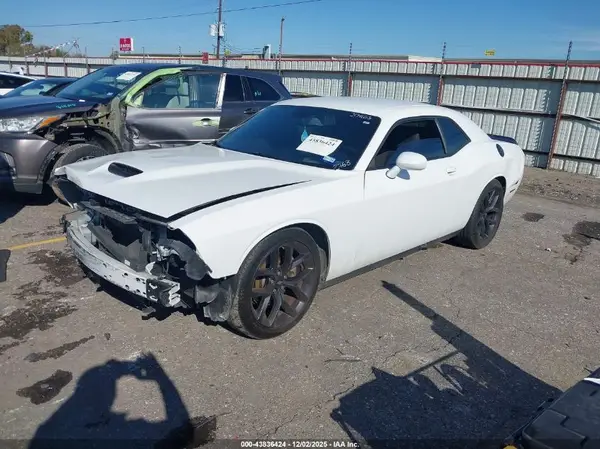 2C3CDZJG6MH662768 2021 DODGE CHALLENGER - Image 2