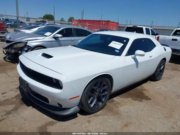 2C3CDZJG6PH610335 2023 DODGE CHALLENGER - Image 2