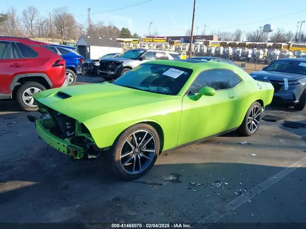 2C3CDZJG6PH692776 2023 DODGE CHALLENGER - Image 2