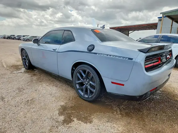 2C3CDZJG7MH621128 2021 DODGE CHALLENGER - Image 2