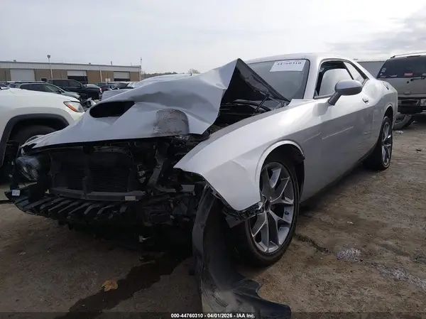 2C3CDZJG7PH610716 2023 DODGE CHALLENGER - Image 2