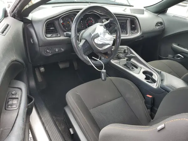 2C3CDZJG8KH679942 2019 DODGE CHALLENGER - Image 8